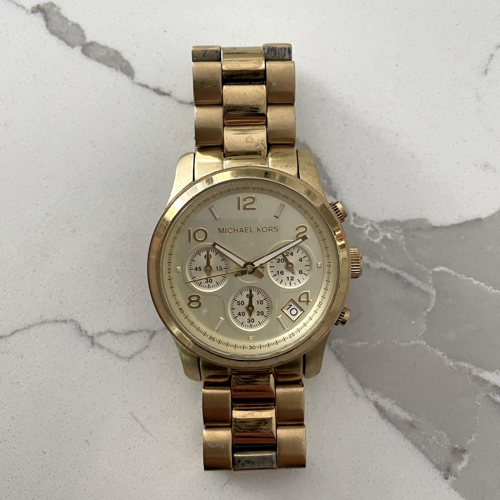 MICHAEL KORS
Runway Gold-Tone Watch